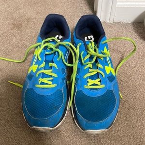 Men’s shoes . Some ware but still life left . Great shoes for teens